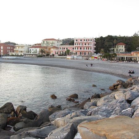 La Casa Della Zia Villa Bordighera Bilik gambar